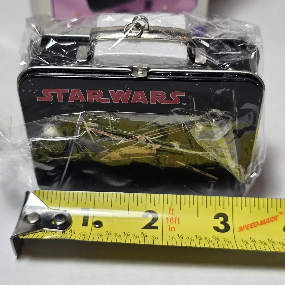 Hallmark Keepsake Ornament Star Wars Mini‎ Pressed Tin Lunch Box 1998